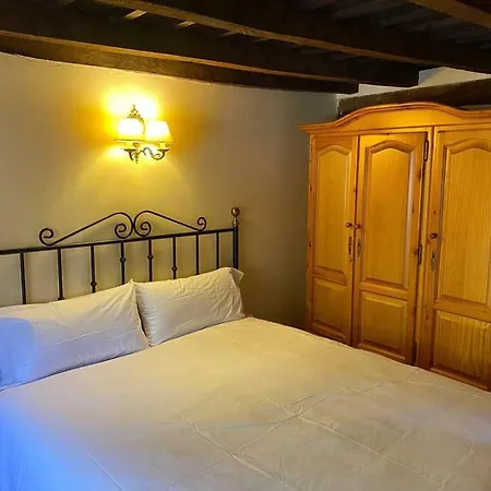 Дом отдыха Casa Rustica En Con Vistas A La Montana Добрес