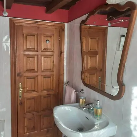 Casa Rustica En Con Vistas A La Montana