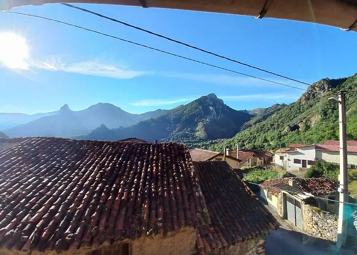 Casa Rustica En Con Vistas A La Montana *