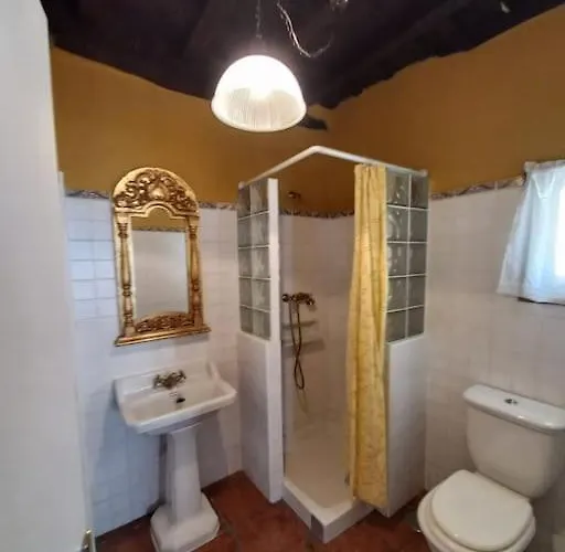 Casa Rustica En Con Vistas A La Montana Dobres