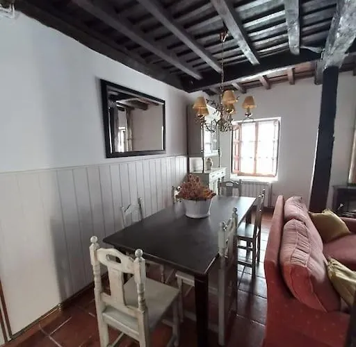 Casa Rustica En Con Vistas A La Montana Holiday home