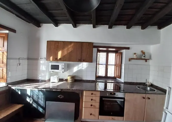 Casa Rustica En Con Vistas A La Montana Dobres